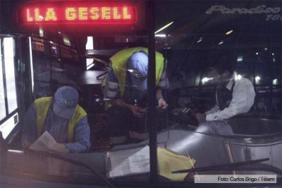 Intenso movimiento en la terminal de Retiro por el feriado de Semana Santa