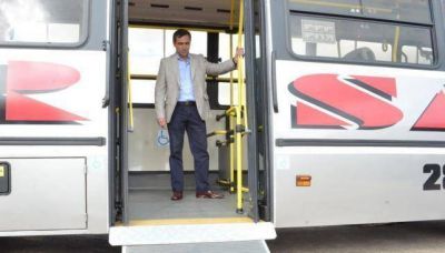 El municipio corrigi� la versi�n de Cossar