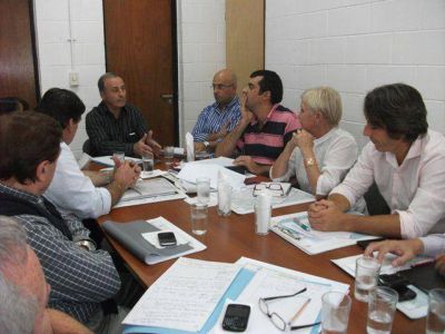 Comisi�n de Seguridad del HCD: Restringir�n en Quilmes la circulaci�n de motos por zonas y horarios