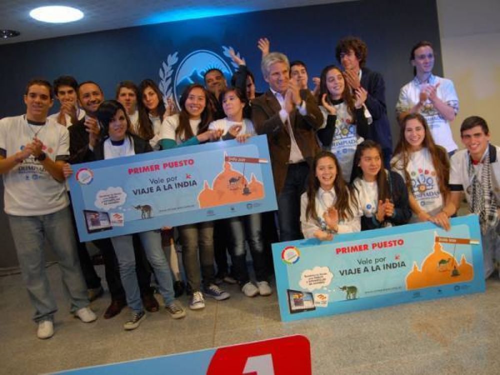 Los ganadores de las Olimp�adas 2013 parten hoy hacia la India