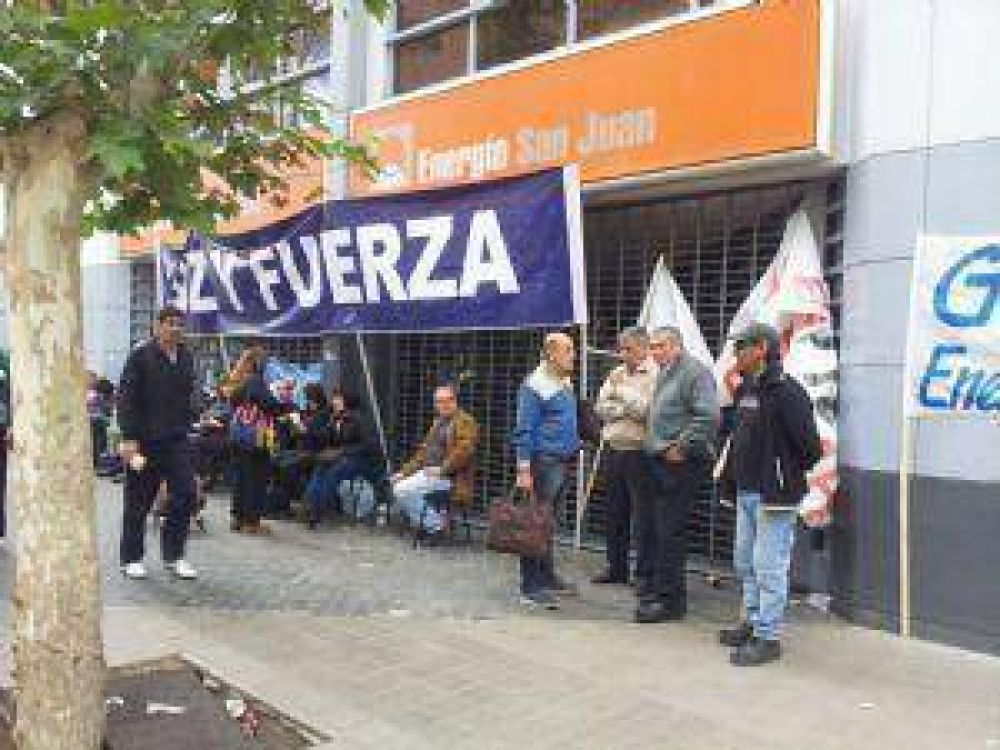 Luz y Fuerza redobla la apuesta: Para lunes y martes