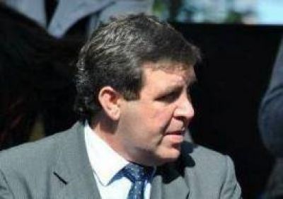 Piden investigar nombramientos de Iv�n Llorens Dip en la Legislatura