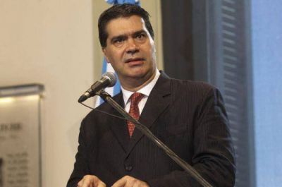 Capitanich intenta en S�enz Pe�a lograr consensos con la dirigencia del PJ