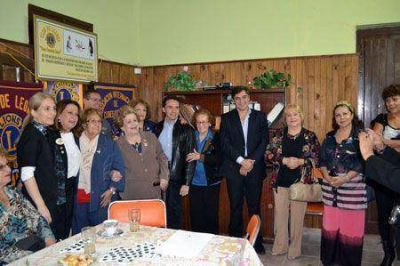 El Club de Leones inaugur� el banco de elementos ortop�dicos