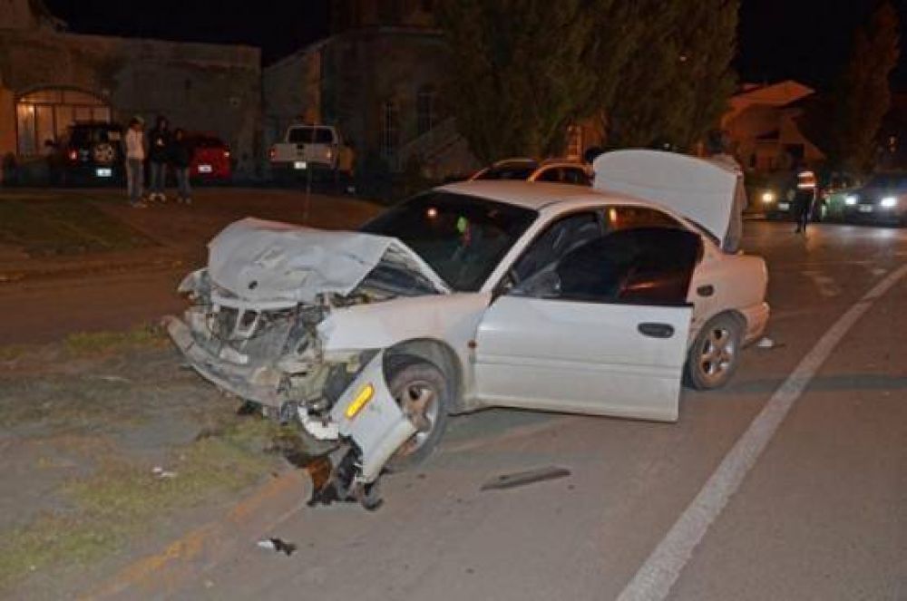 Fuerte accidente en la Autov�a 17 de Octubre dej� a una persona herida
