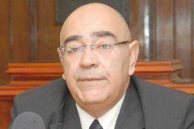 Investigan extra�a muerte de una joven de 19 a�os luego de dar a luz a gemelas
