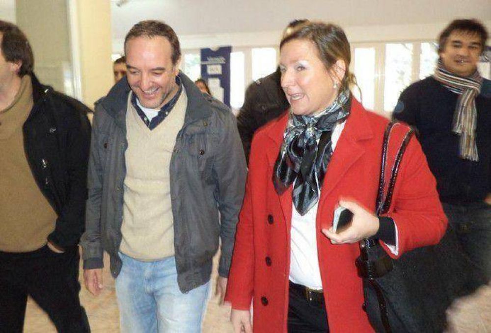 Martini propone a Do�ate para presidir la Legislatura