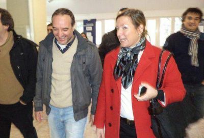 Martini propone a Do�ate para presidir la Legislatura