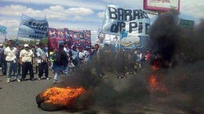 Qu� dicen las leyes de los pa�ses de la regi�n sobre las protestas y los piquetes