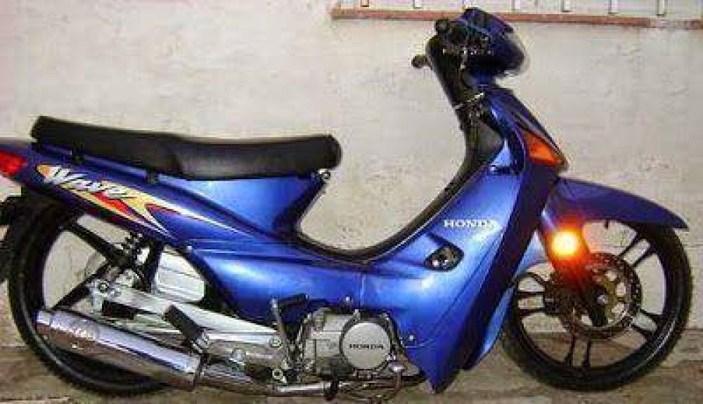 AZUL: ROBARON UNA MOTO PERTENECIENTE A CONTROL URBANO MIENTRAS HAC�AN UN OPERATIVO DE TR�NSITO