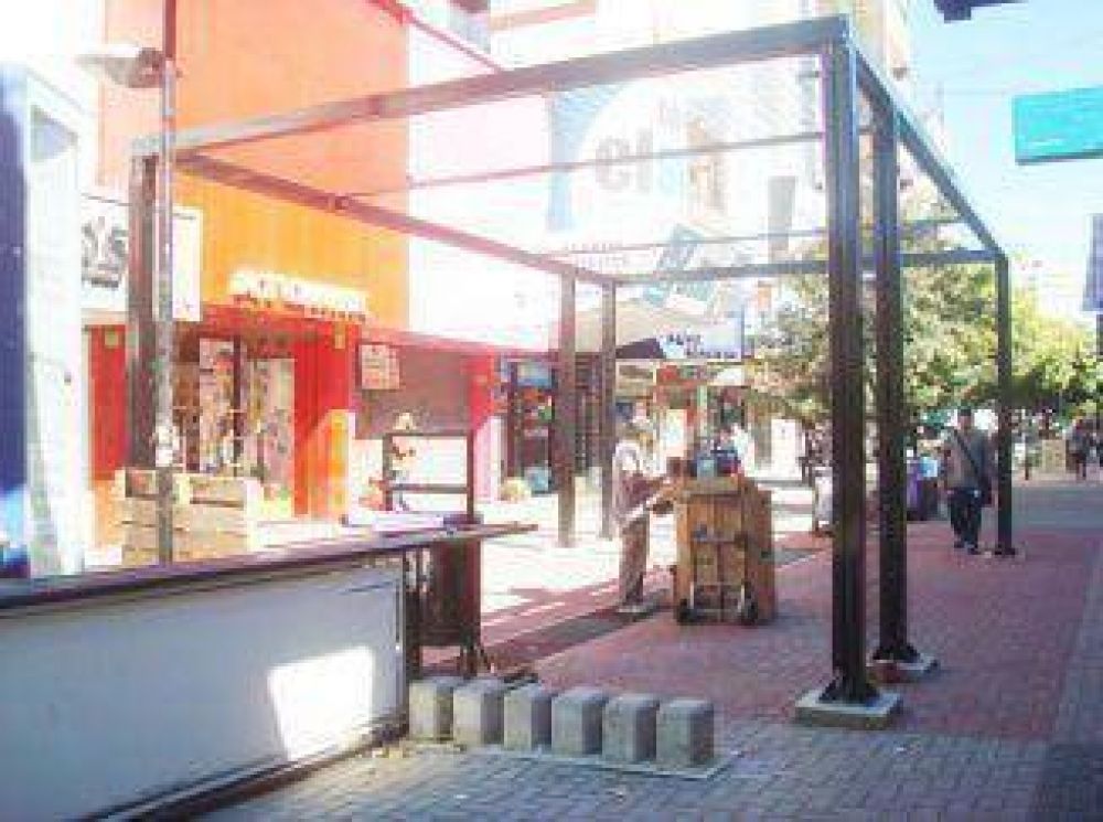 Estiman que en junio terminar�a la remodelaci�n de la peatonal Rivadavia