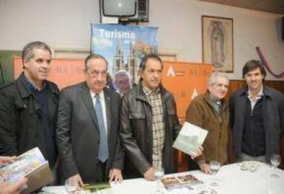 Lunghi recibi� al Gobernador Scioli y conversaron sobre diversos proyectos para Tandil