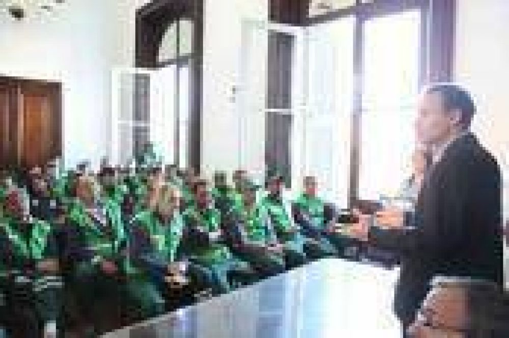 La Plata: Cooperativas mejoran la situaci�n laboral de sus asociados