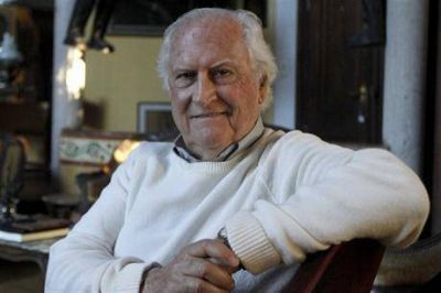 "Pino" Solanas: "Sumar a Pro al frente ser�a una grosera traici�n a los votantes"
