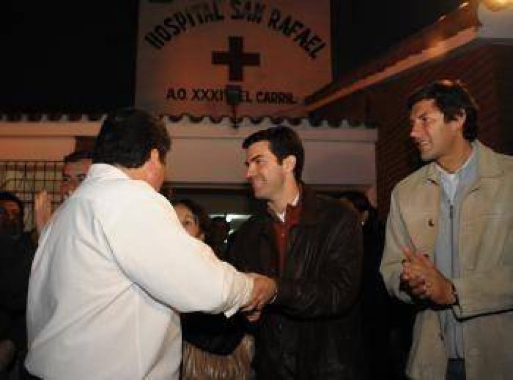 El hospital de El Carril recibi� los fondos para la adquisici�n de un ec�grafo. 