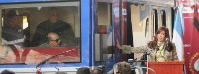 Desde Salta la Presidenta lanz� trenes para cinco ciudades 