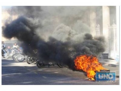 Advierten la ilegalidad de la protesta municipal en Paran�
