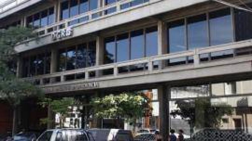 Insaciable, Alperovich lanzar� su s�ptima moratoria impositiva