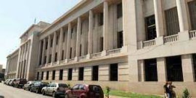 Judiciales tucumanos enojados por aumento "discriminatorio y elitista"