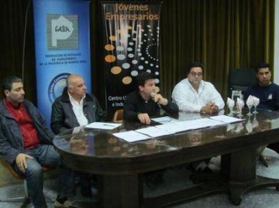 Comerciantes quieren conocer la postura del Intendente sobre el Mercado de Samid
