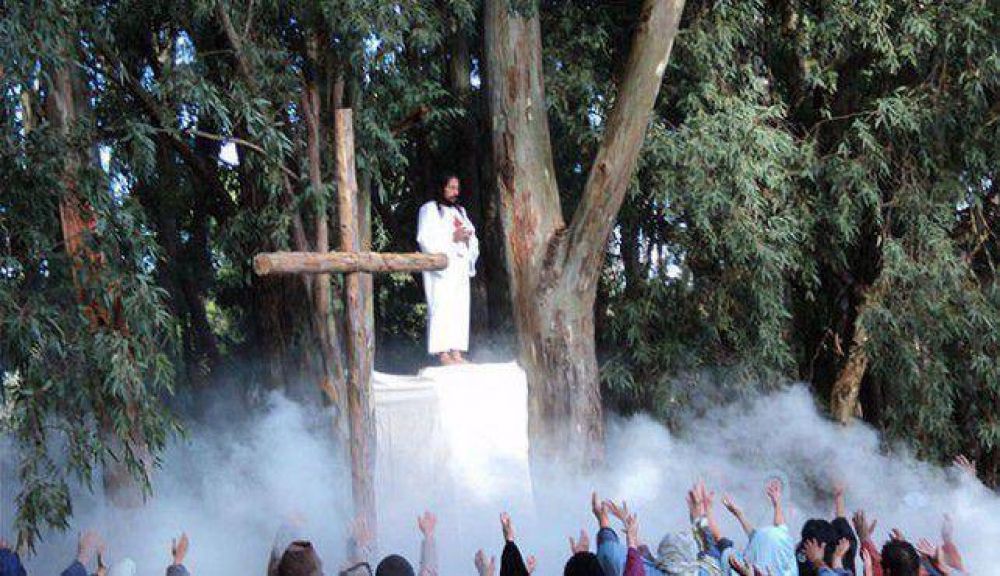 Se llev a cabo otra exitosa edicin del Va Crucis en Claromec