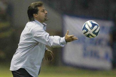 Caruso Lombardi, tras la derrota ante Olimpo: "Quilmes est� en un 90 por ciento descendido"