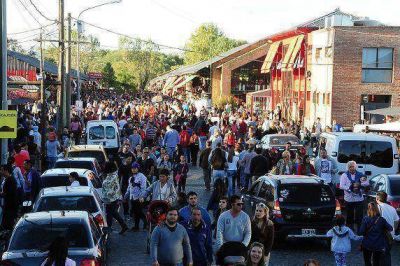 R�cord de turistas en Tigre
