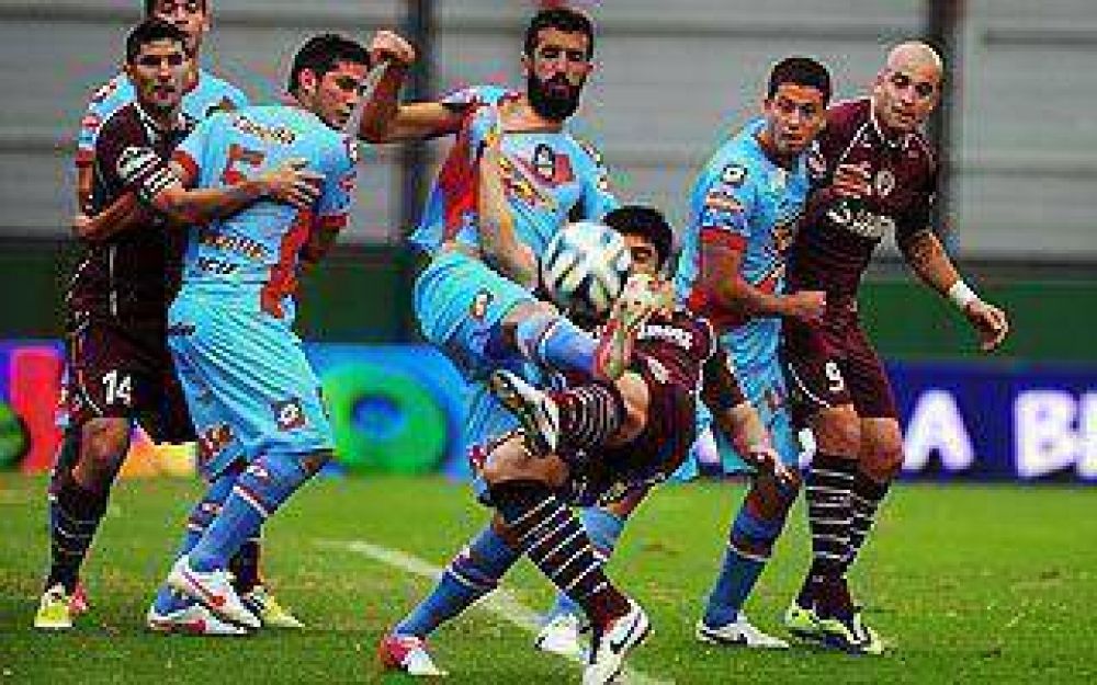 El Granate sufri� un duro rev�s frente a Arsenal y qued� a cinco de la punta