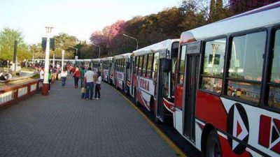 Exigen derogaci�n del aumento en el transporte urbano y audiencias p�blicas