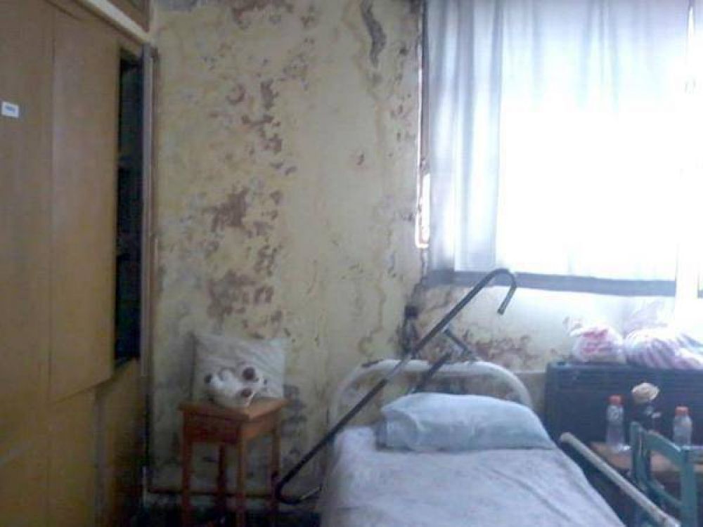 Con un presupuesto de 200 mil pesos por mes, el Hogar de ancianos est� abandonado