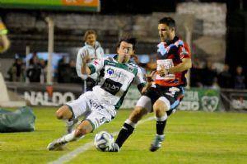 Ag�nica victoria de Sarmiento ante Brown