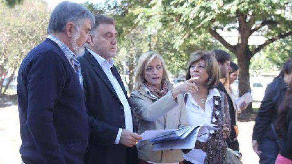 Una plaza destinada a los ni�os y en homenaje a los gauchos