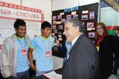 J�venes mbya representar�n a la Argentina en feria internacional de Ciencias en Colombia 
