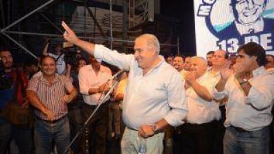 �M�s del 90 % de los catamarque�os aspira a que nuestra actual Gobernadora repita su mandato a partir del 2015�