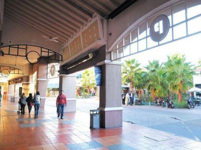 Pol�mica prohibici�n en Palmares: �Padres y madres deben ense�ar a usar la libertad�