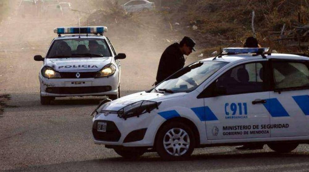 El Estado paga caro m�viles policiales