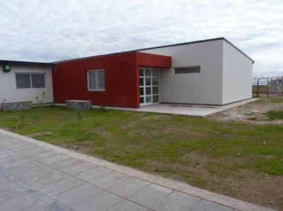 Inauguran la tercera escuela p�blica, biling�e y digital de la Provincia