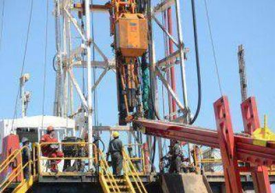 En 2013, Provincia evalu� casi mil pozos petroleros 