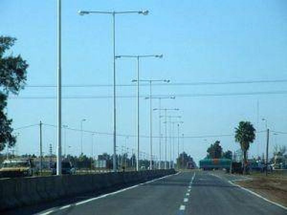 Se inaugura hoy el primer tramo de la Autov�a de ruta nacional 16 