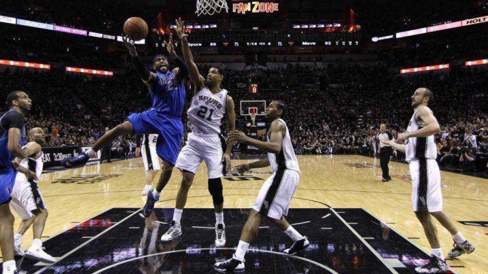 San Antonio y Miami comenzaron los playoffs con el pie derecho