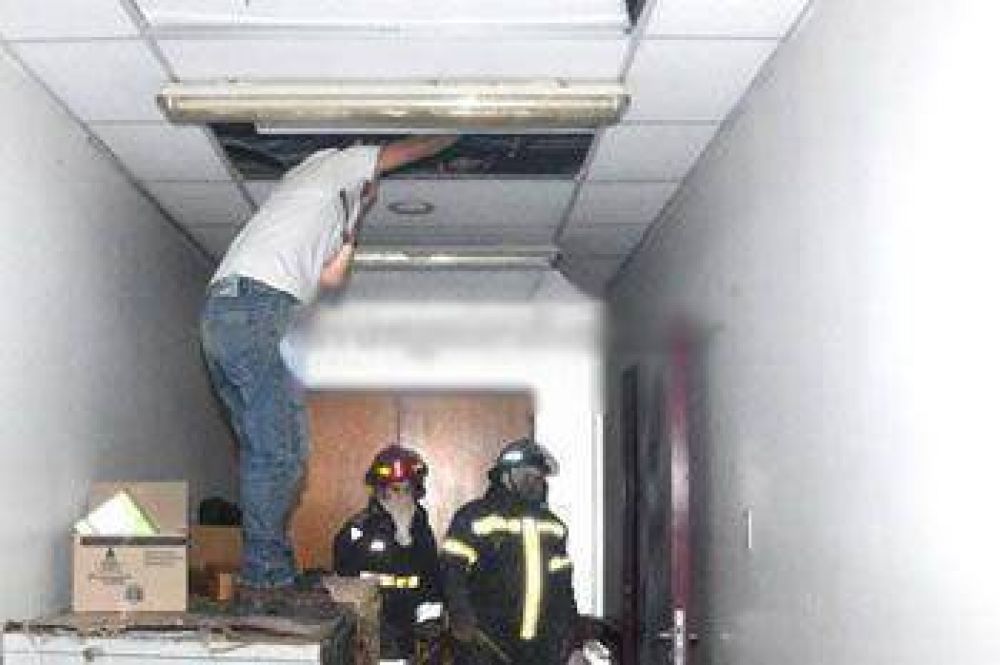 ALARMA POR UN INCENDIO EN EL HOSPITAL DE CALETA OLIVIA