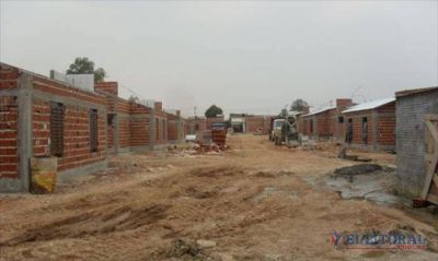 Con recursos provinciales, inauguran ma�ana 52 viviendas en Santo Tom�