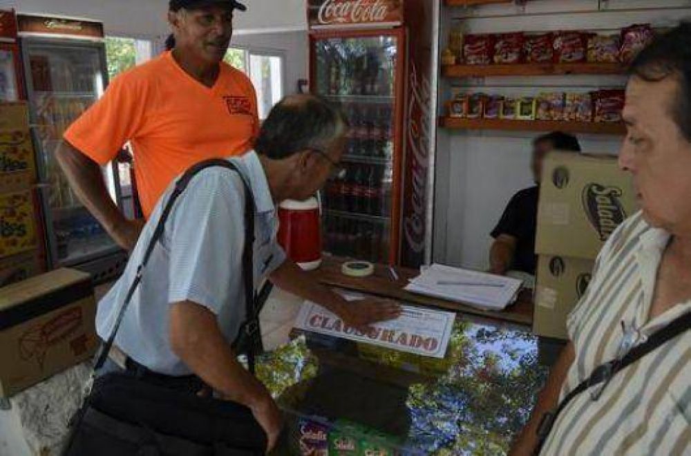 Clausuran comercios por no aprobar controles bromatol�gicos y edilicios