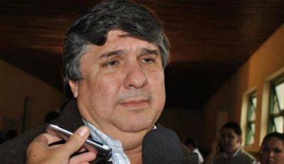 Mayans acusa a la oposici�n de �desinformar�
