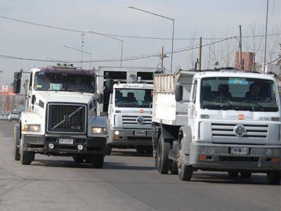 Los empresarios camioneros aseguraron que el Gobierno "demoniza" a este tipo de transporte