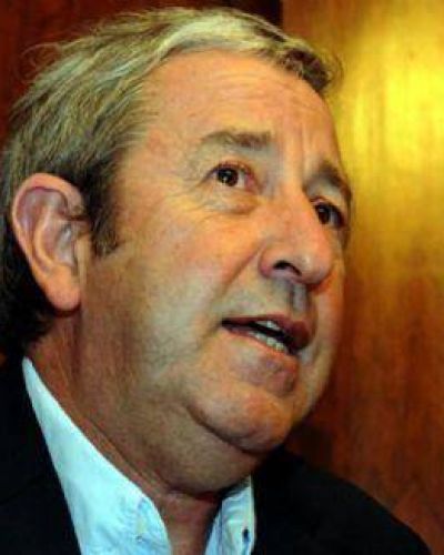 Eval�an que UNEN presente candidatos para cargos locales