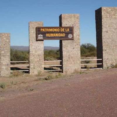 Turistas rosarinos derraparon con su moto en la zona de Talampaya