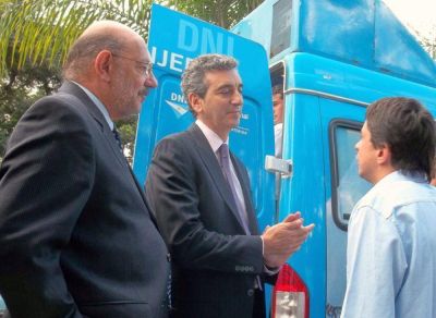 Esfuerzos de Naci�n y Provincia por el derecho a la identidad