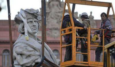 Estatua de Col�n ir�a a la Costanera Norte