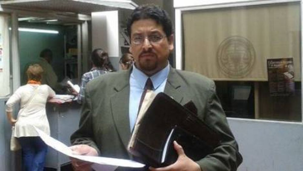 Piden juicio pol�tico para el juez Rodolfo Cecenarro